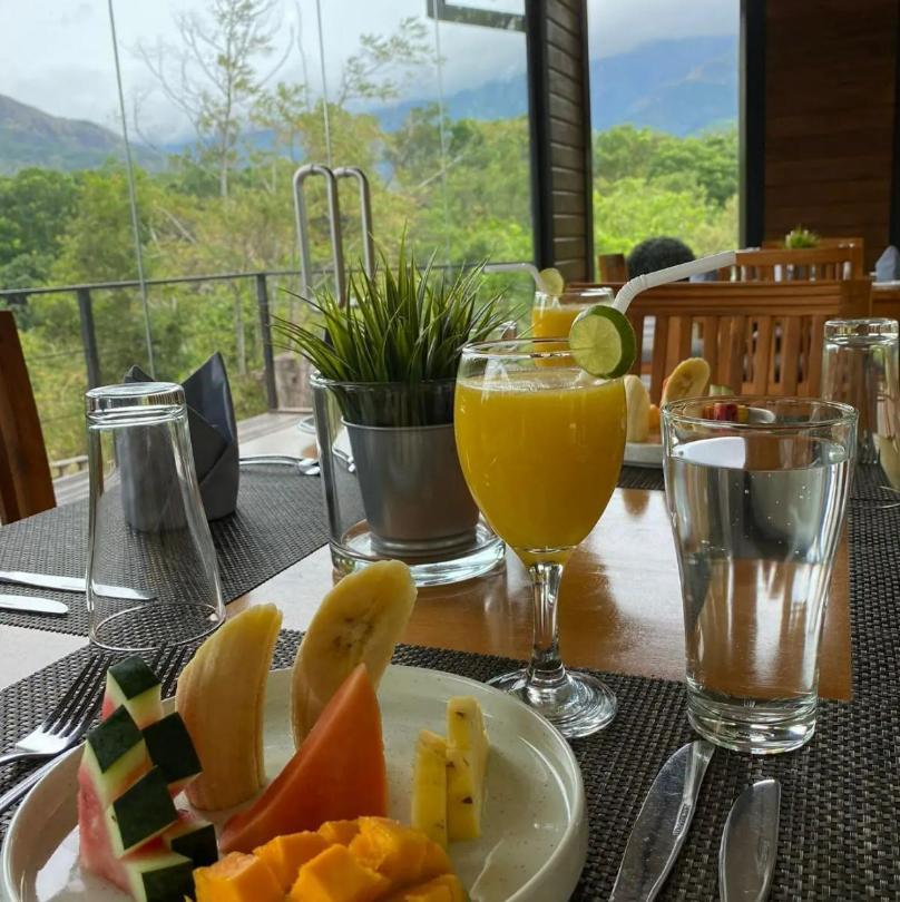 Sennya Resorts Belihuloya Exteriör bild